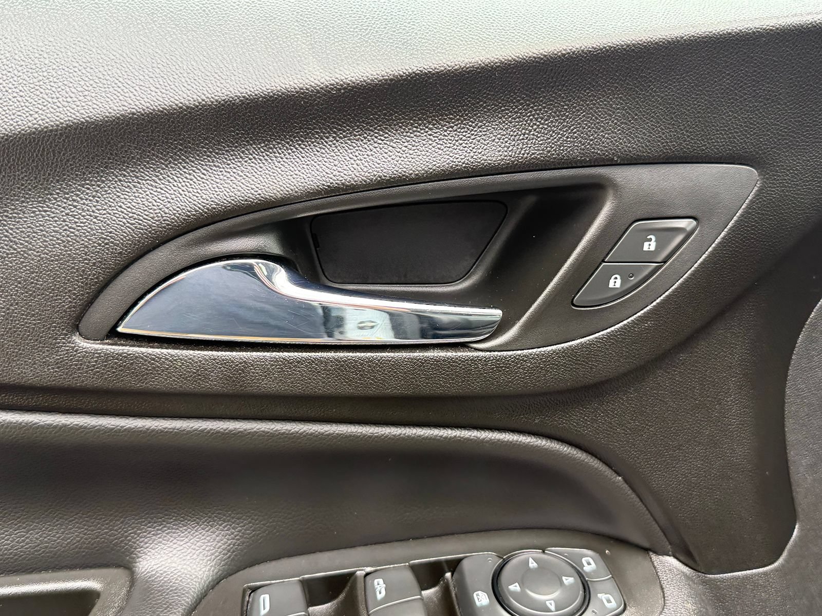 Certified 2020 Chevrolet Equinox Premier AWD/4WD image 19