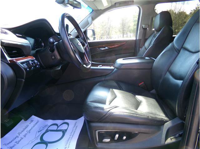 Used 2019 Cadillac Escalade Luxury image 21