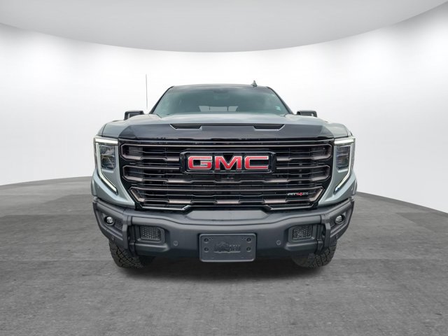 Used 2025 GMC Sierra 1500 AT4X image 2