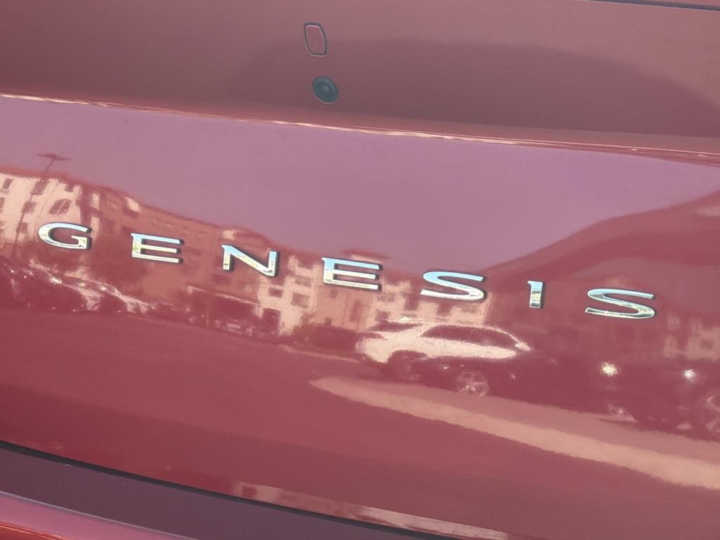 Used 2023 Genesis G70 3.3T w/ Sport Prestige Package RWD image 10
