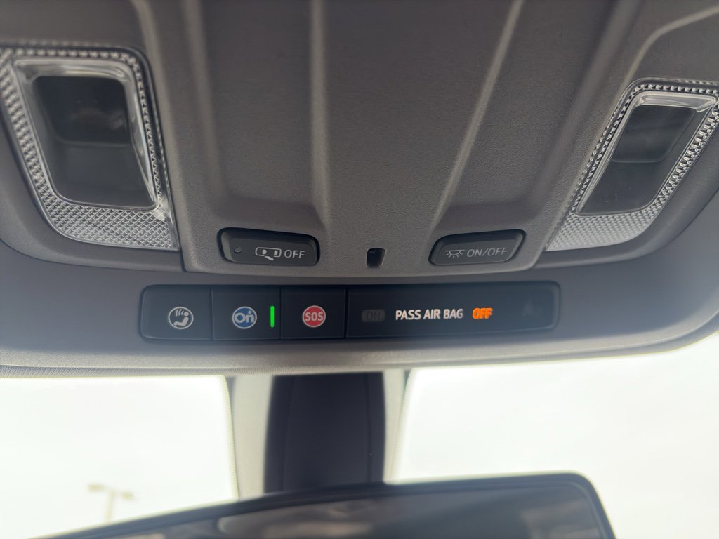 Used 2020 Chevrolet Silverado 1500 LT w/ All-Star Edition image 22