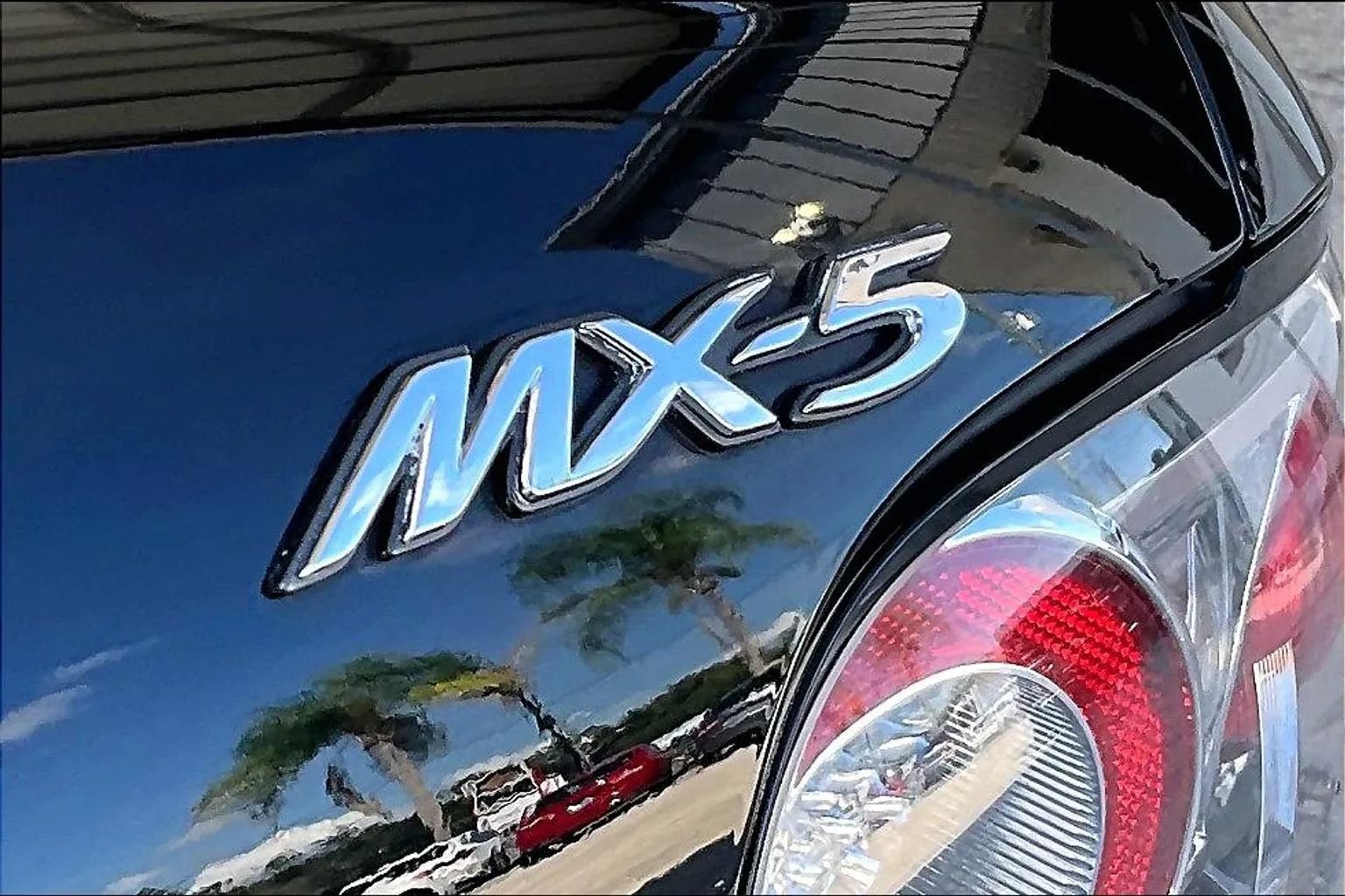 Used 2006 MAZDA MX-5 Miata Grand Touring w/ Premium Pkg RWD image 19
