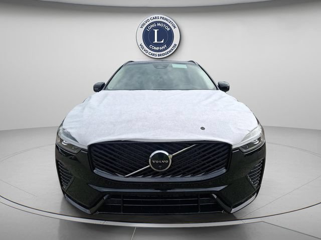 New 2026 Volvo XC60 B5 Plus w/ Protection Package Premier AWD/4WD image 3