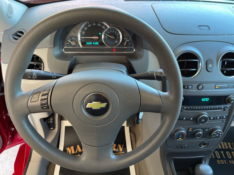 Used 2011 Chevrolet HHR LS image 28