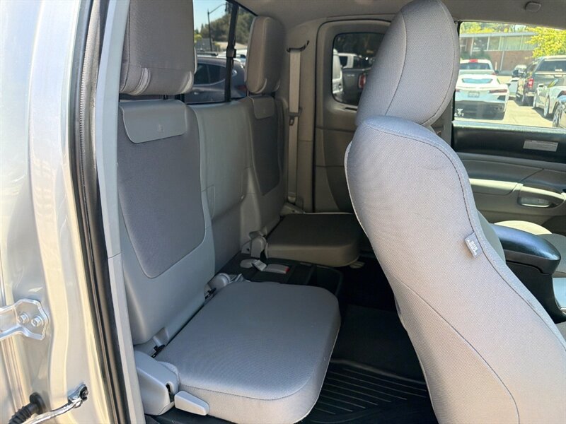 Used 2013 Toyota Tacoma PreRunner w/ TRD Off-Road Pkg RWD image 24