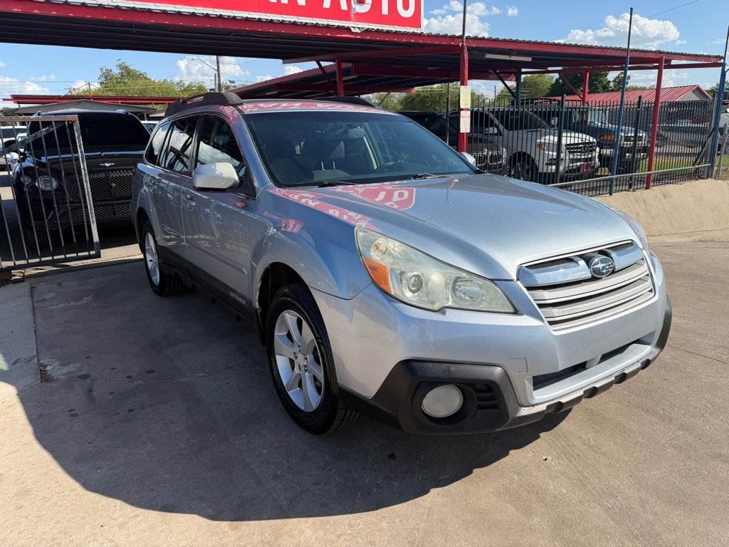 Used 2013 Subaru Outback 2.5i Premium w/ All-Weather Pkg AWD/4WD image 1