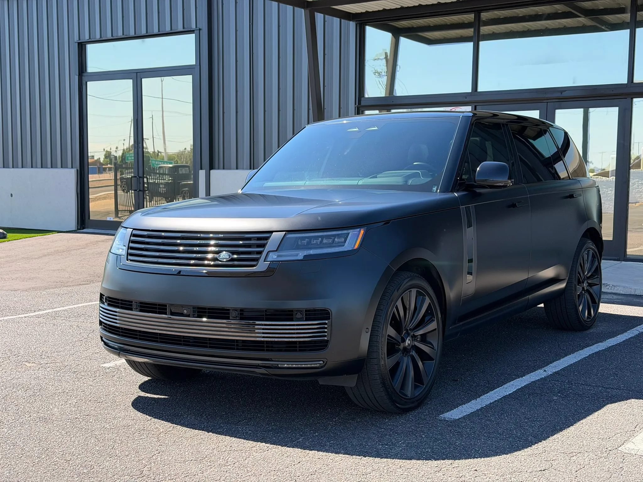 Used 2024 Land Rover Range Rover SV