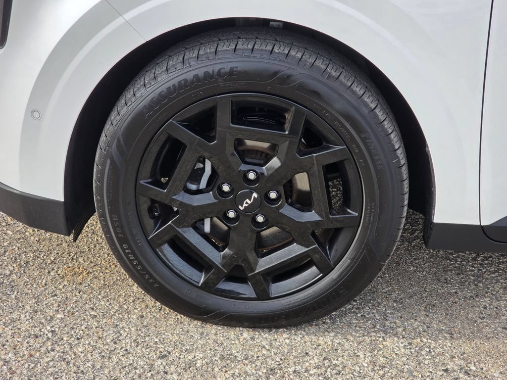 Used 2025 Kia Carnival SX Prestige FWD image 15