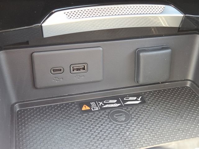 New 2026 Buick Envision Avenir image 9