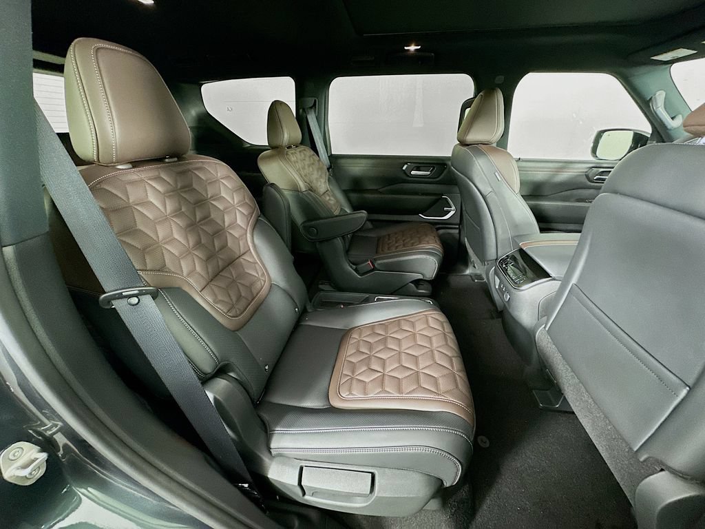 New 2026 Nissan Armada Platinum Reserve w/ Accent Package AWD/4WD image 37