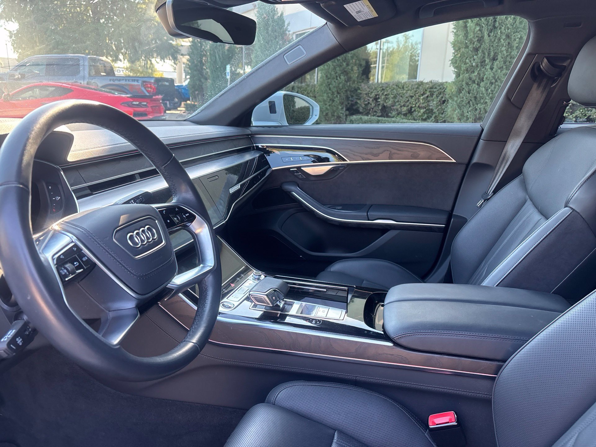 Used 2023 Audi A8 L 3.0T AWD/4WD image 5