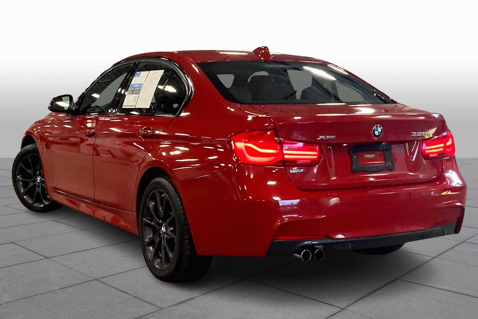 Used 2016 BMW 328i xDrive Sedan image 11