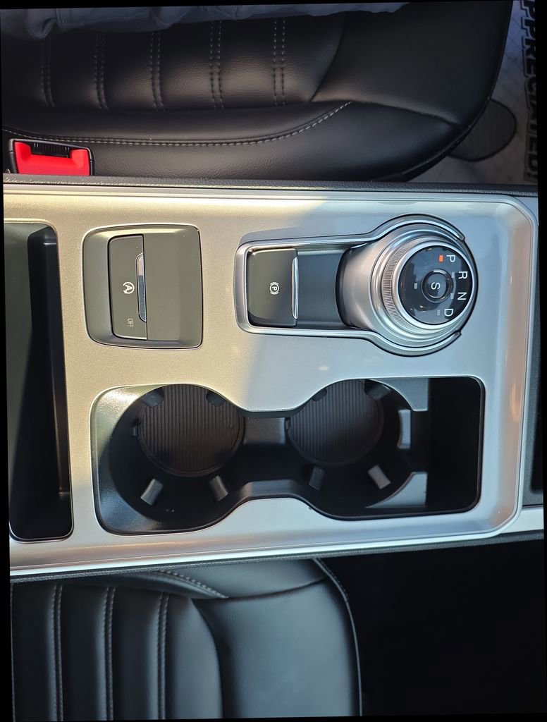 Used 2024 Ford Edge SEL w/ Convenience Package image 26