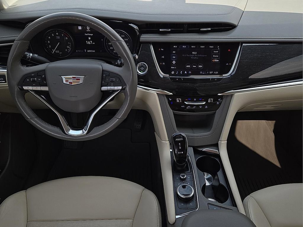 Used 2022 Cadillac XT6 Premium Luxury w/ Technology Package image 13