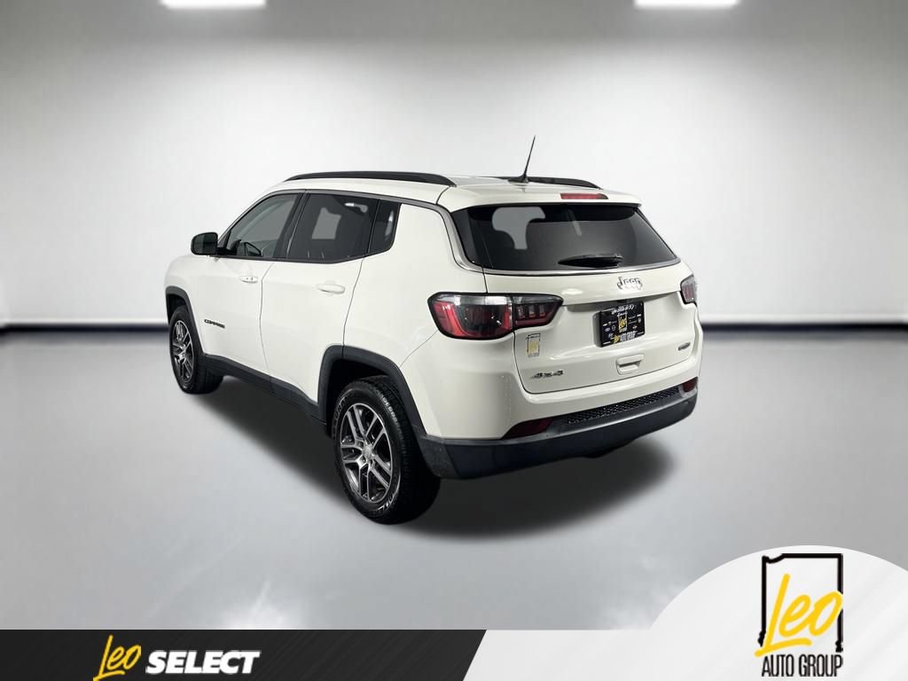 Used 2018 Jeep Compass Latitude w/ Popular Equipment Group AWD/4WD image 7