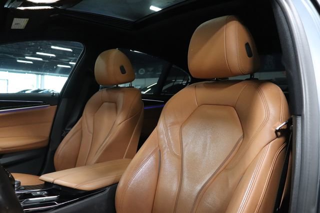 Used 2019 BMW 540i w/ Executive Package RWD image 11