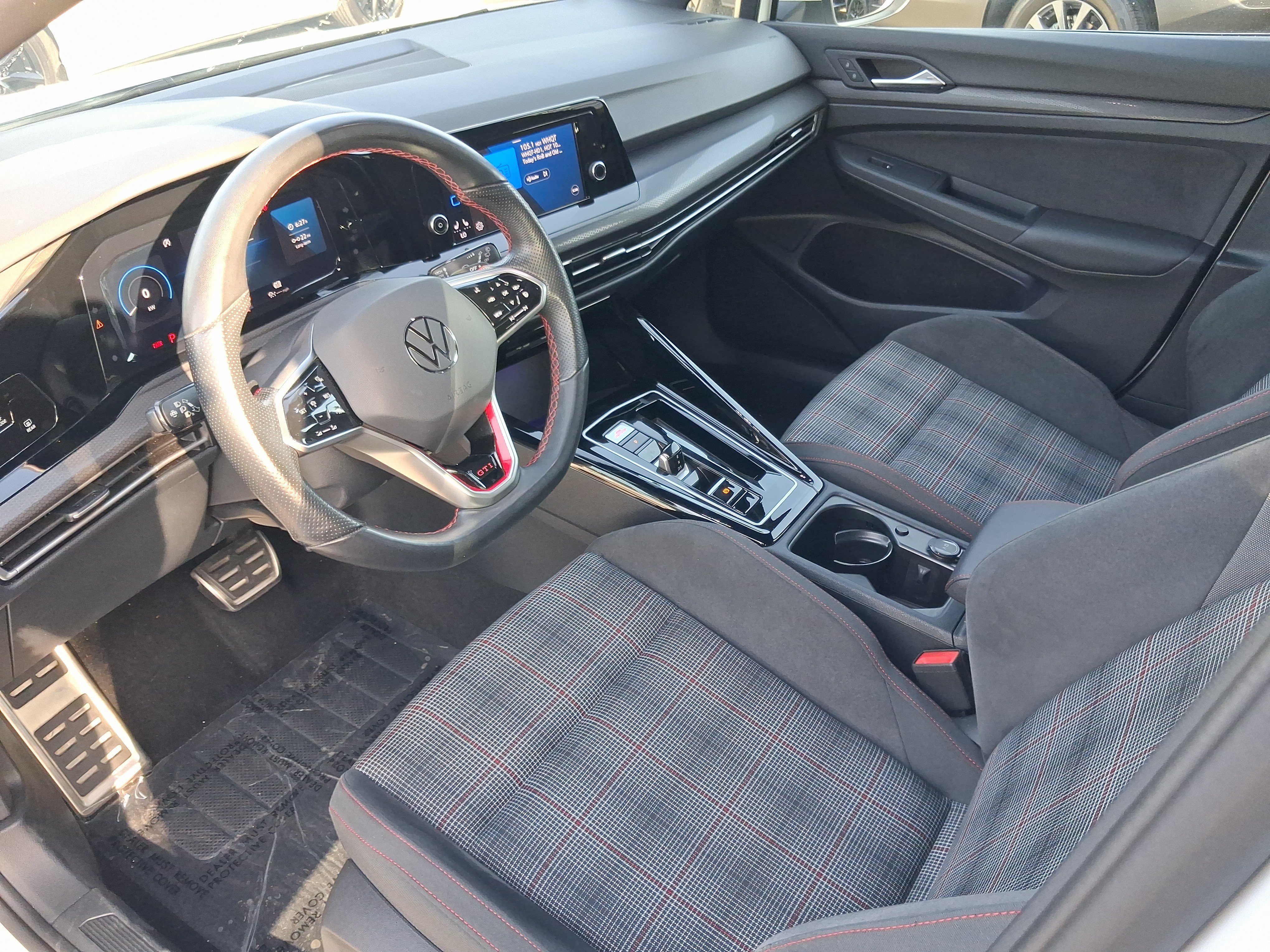 Used 2024 Volkswagen GTI S FWD image 10