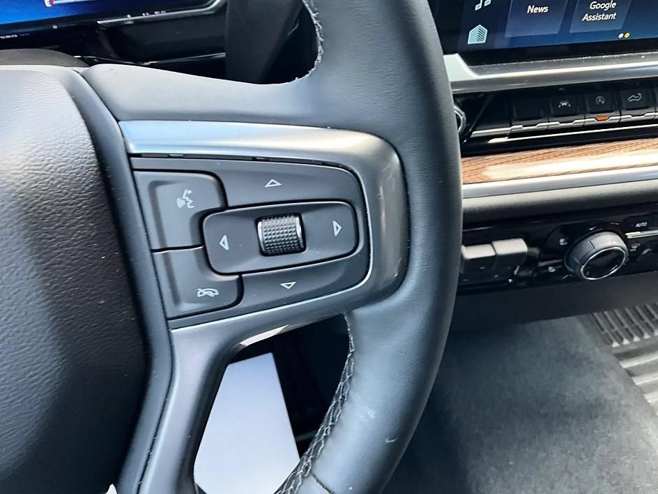 Used 2026 Chevrolet Silverado 1500 LT AWD/4WD image 30
