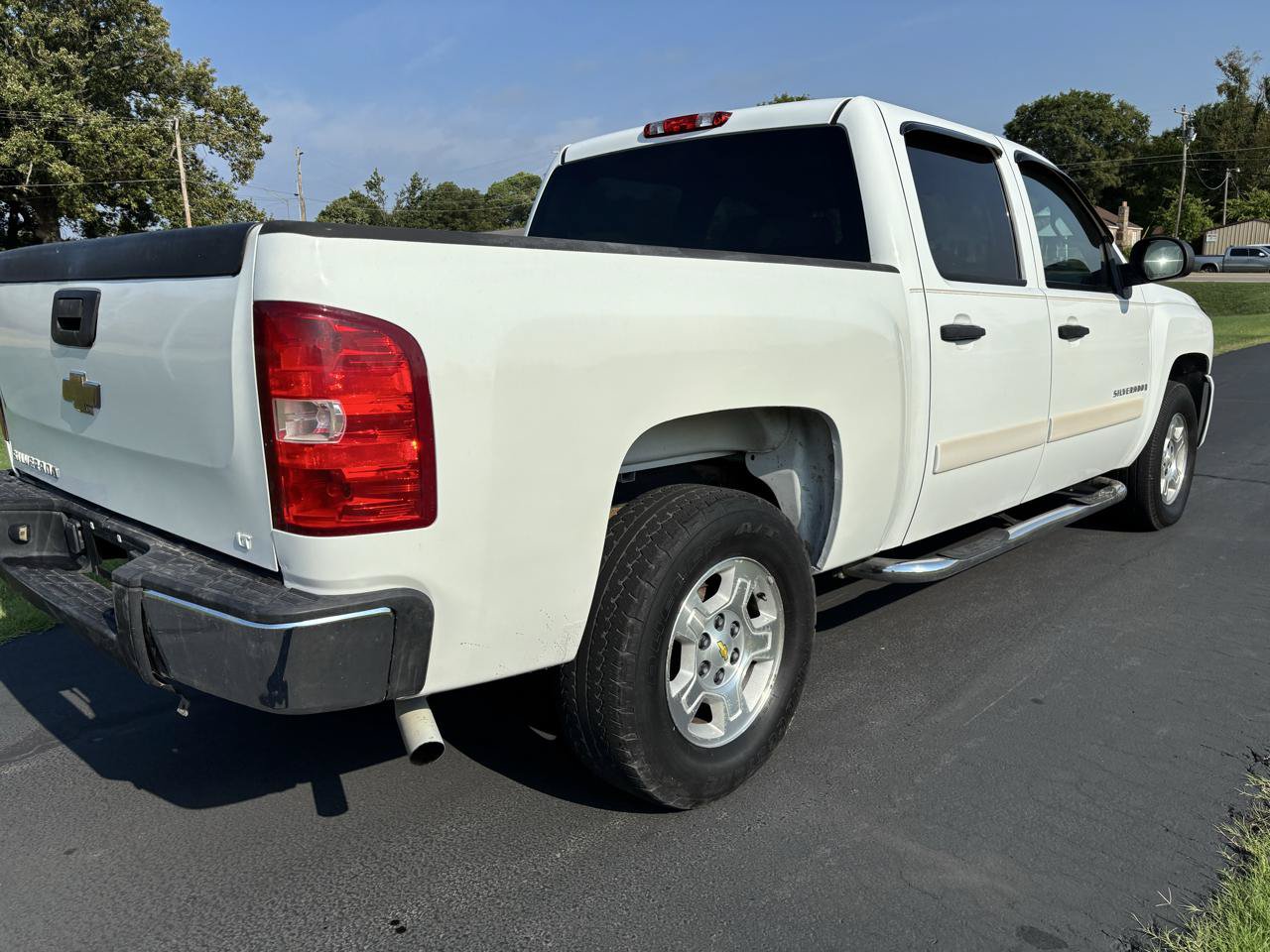 Used 2007 Chevrolet Silverado 1500 LT w/ 1LT Convenience Package RWD image 6