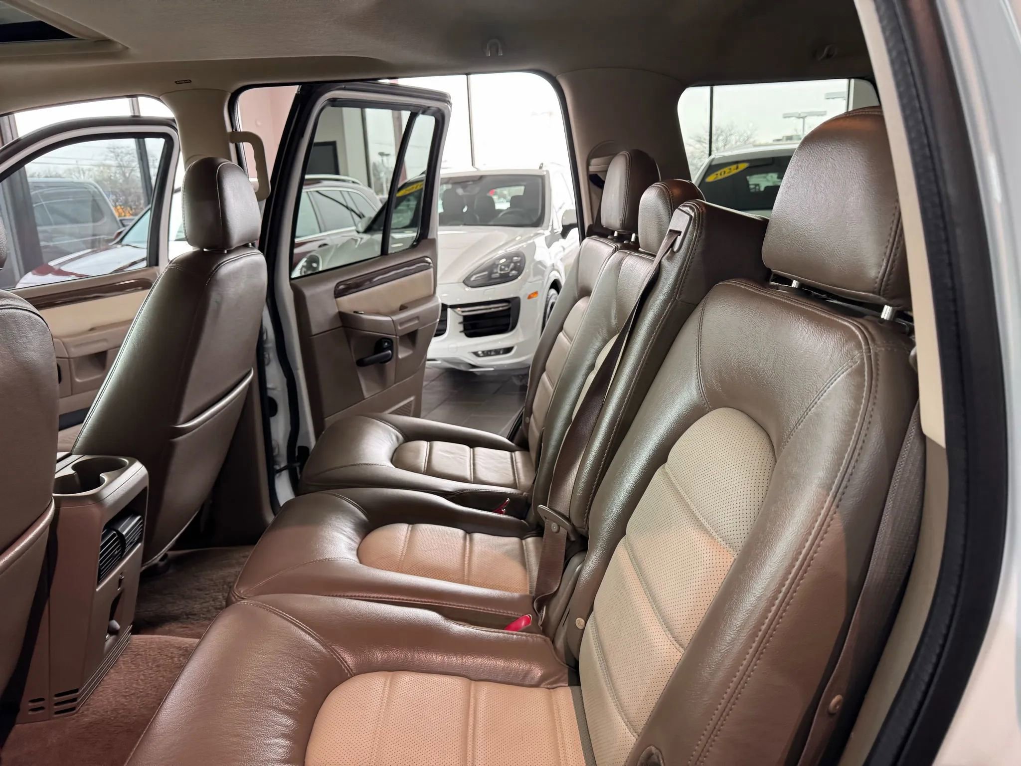 Used 2005 Ford Explorer Eddie Bauer AWD/4WD image 19