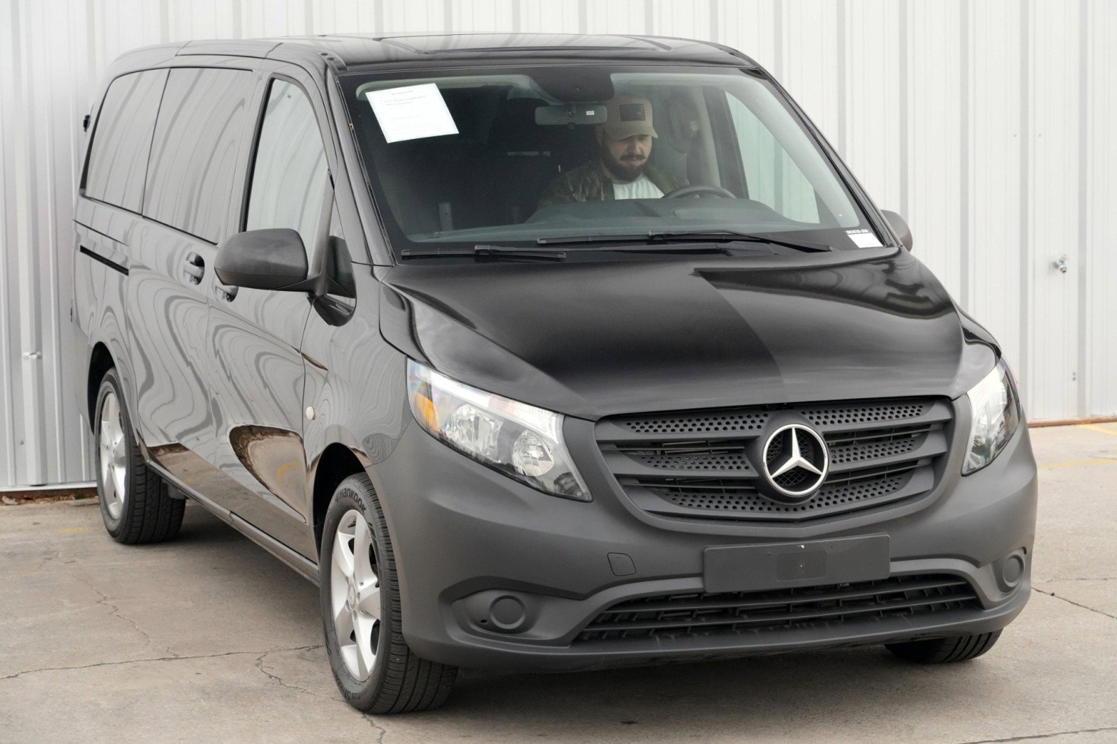 Used 2019 Mercedes-Benz Metris Passenger image 43