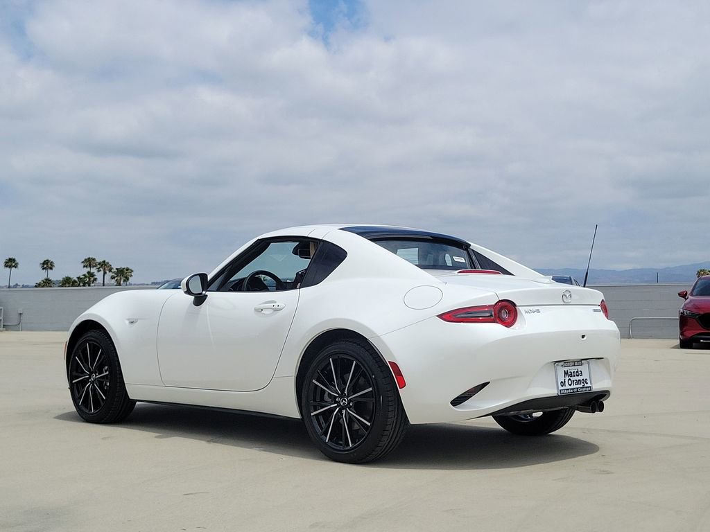 New 2026 MAZDA MX-5 Miata RF Grand Touring w/ Weather Package RWD image 2