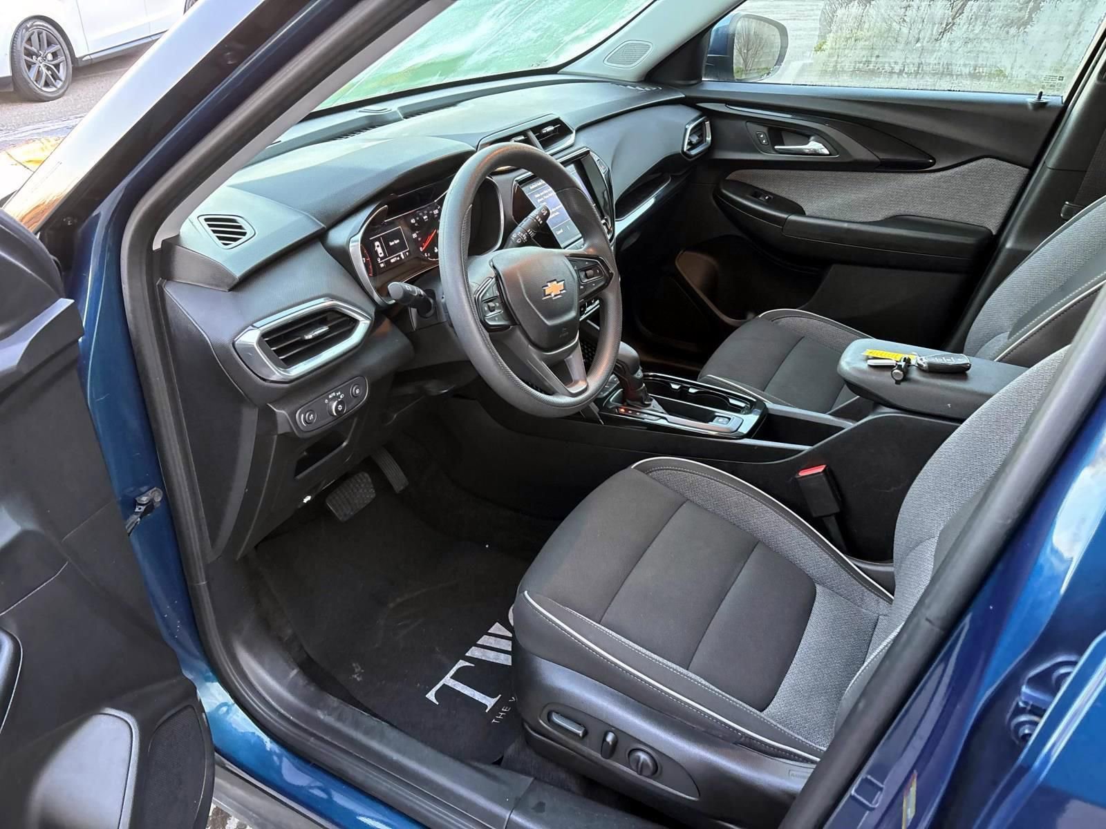 Used 2021 Chevrolet TrailBlazer LT w/ Convenience Package image 25