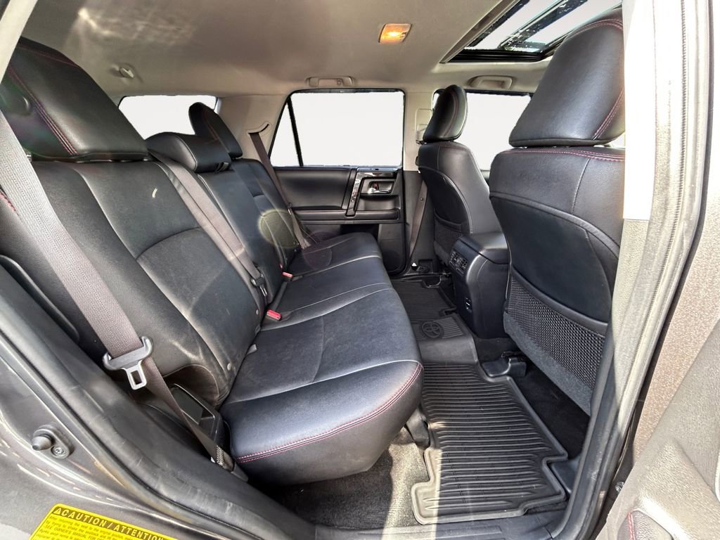 Used 2018 Toyota 4Runner TRD Off-Road Premium AWD/4WD image 24