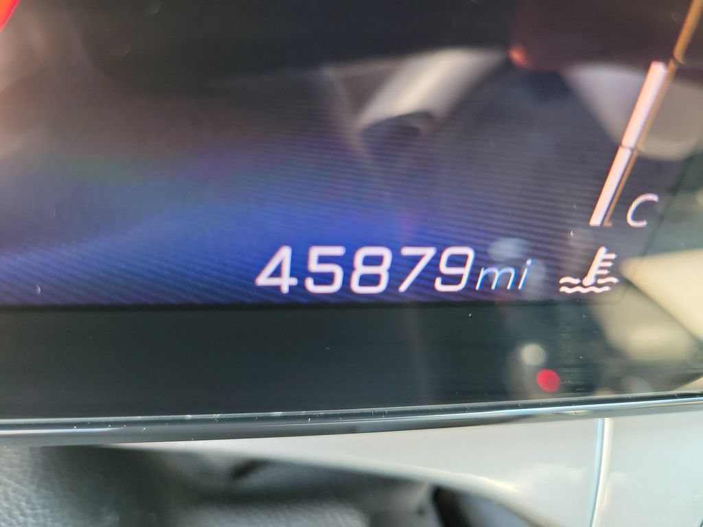 Used 2025 Chevrolet Trax LT FWD image 26
