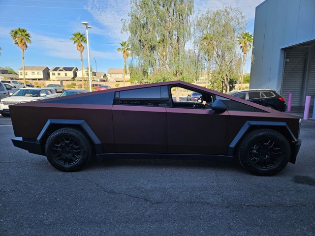 Used 2024 Tesla Cybertruck AWD Crew Cab video 4