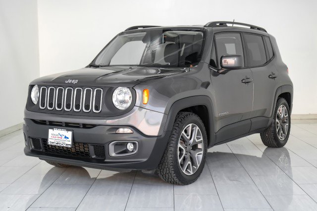 Used 2017 Jeep Renegade Latitude w/ Popular Equipment Group image 3