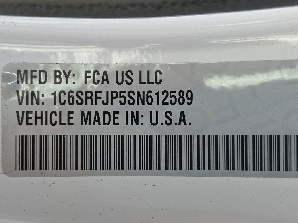 Used 2025 RAM 1500 Laramie AWD/4WD image 35