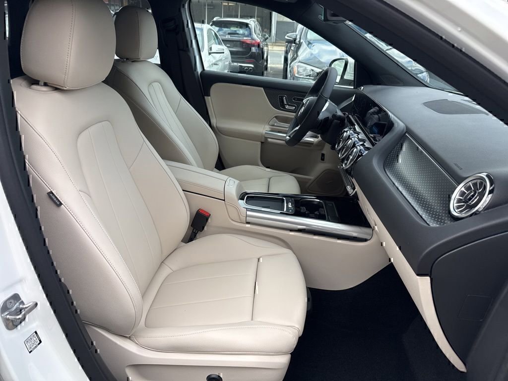 Certified 2026 Mercedes-Benz GLA 250 4MATIC image 13