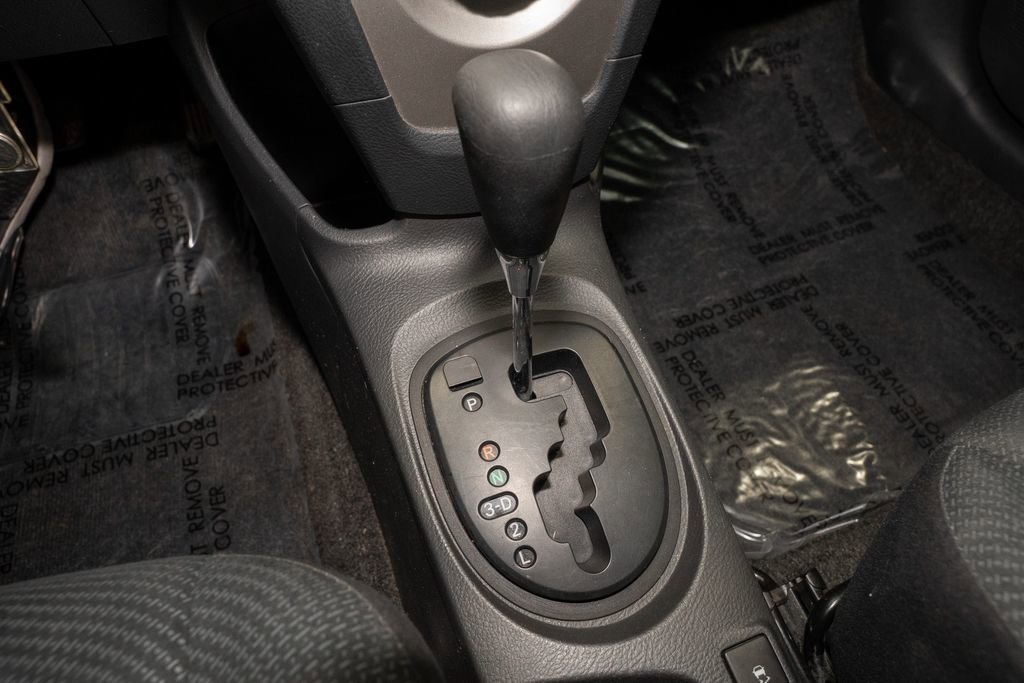 Used 2012 Toyota Yaris Sedan image 14