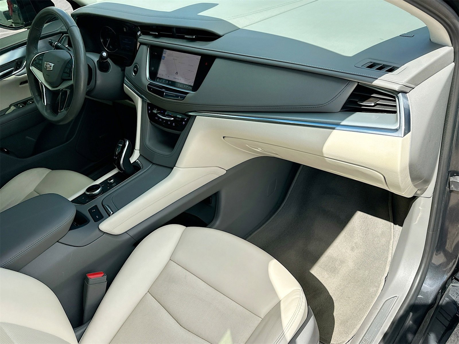 Used 2020 Cadillac XT5 Premium Luxury image 31