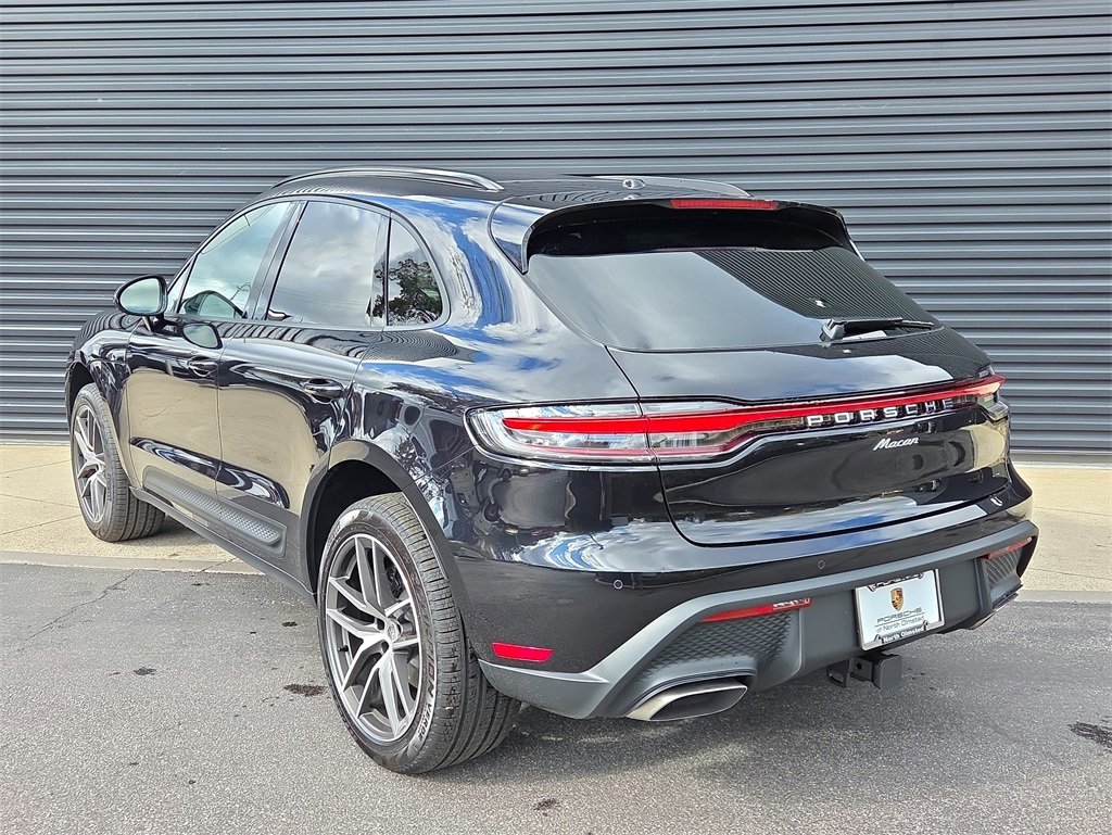 New 2026 Porsche Macan image 3