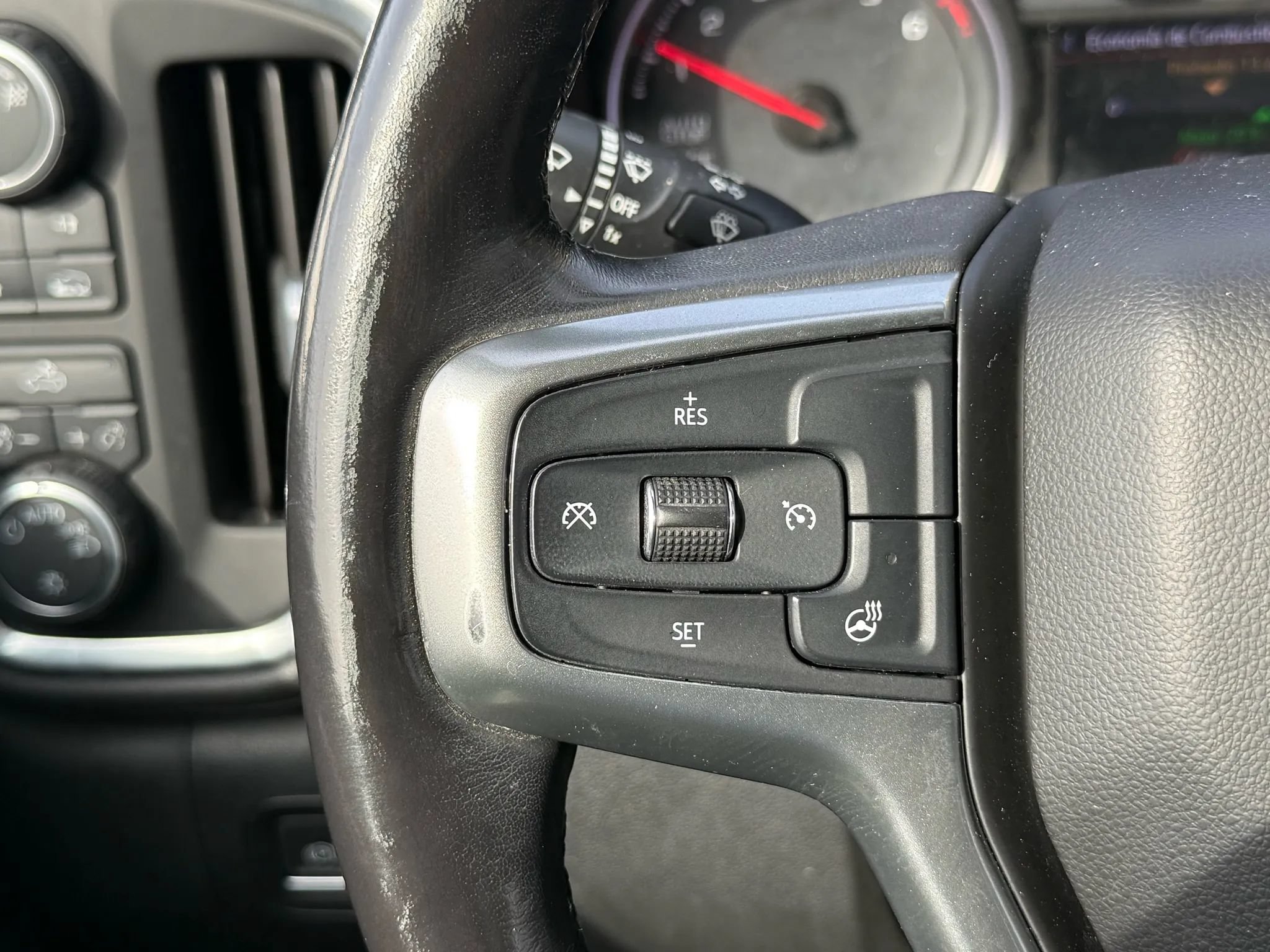 Used 2019 Chevrolet Silverado 1500 LT w/ All-Star Edition AWD/4WD image 10