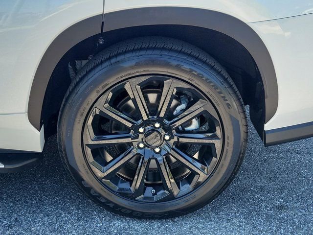 Used 2023 Toyota Highlander Limited image 11