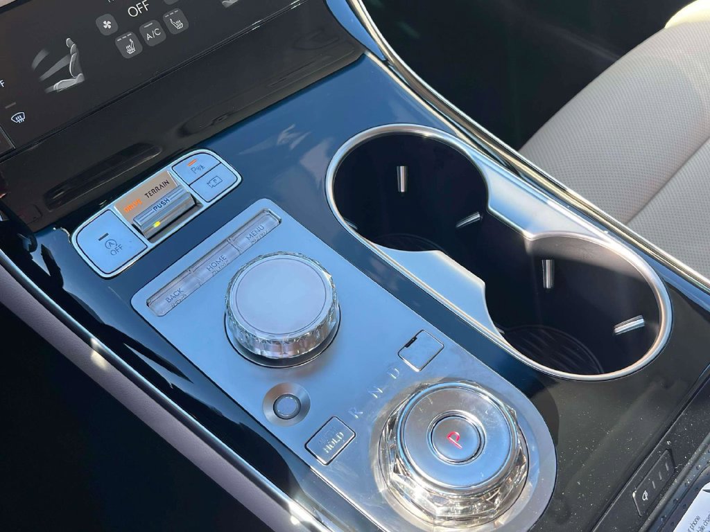 New 2027 Genesis GV70 2.5T AWD/4WD image 22