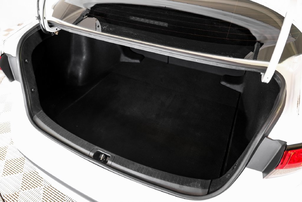 Used 2020 Toyota Corolla LE FWD image 51