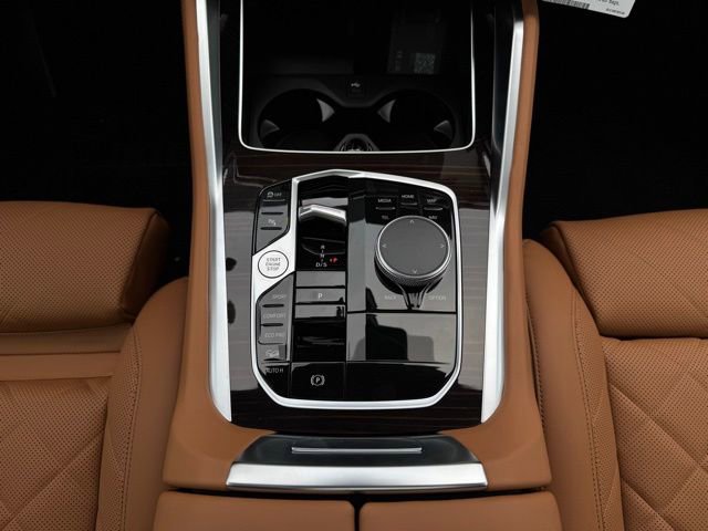 New 2026 BMW X6 xDrive40i w/ Climate Comfort Package image 33