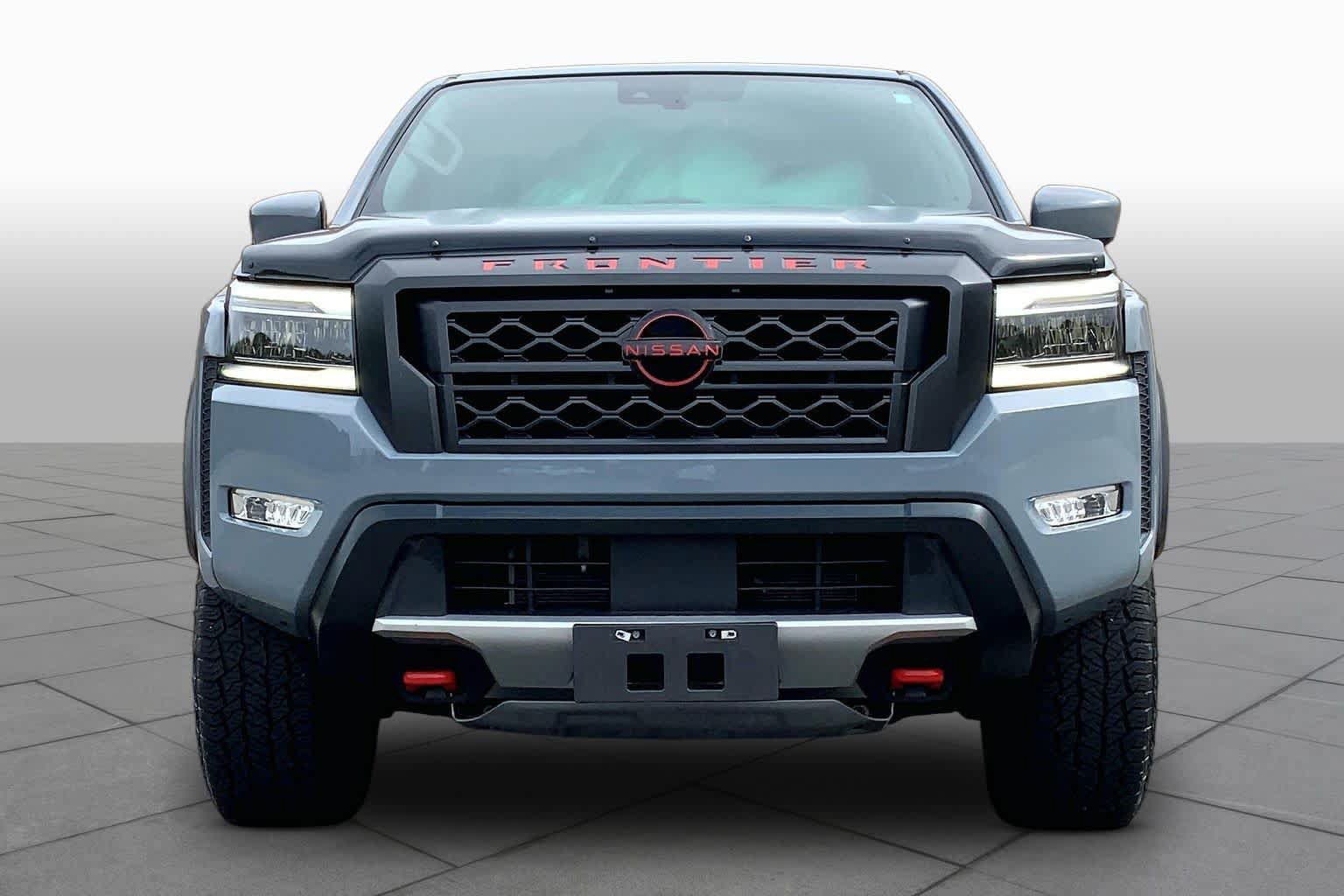 Used 2024 Nissan Frontier PRO-4X w/ Technology Package AWD/4WD image 4