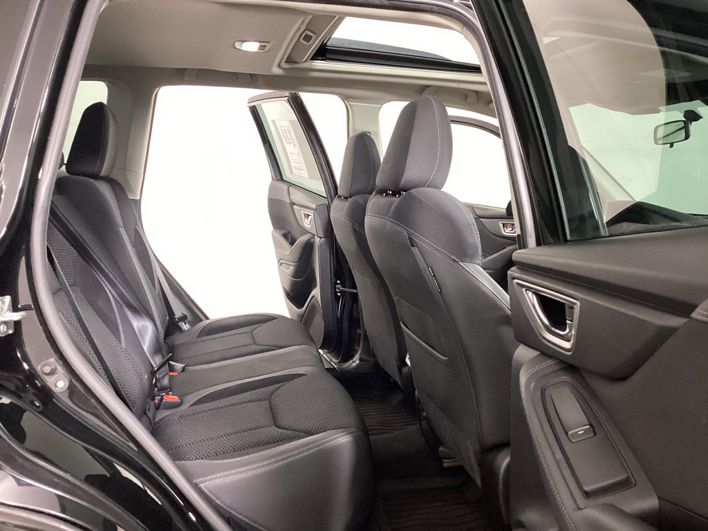 Used 2023 Subaru Forester Premium image 9