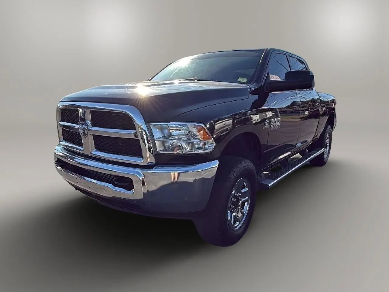 Used 2015 RAM 2500 Tradesman w/ Chrome Appearance Group image 1