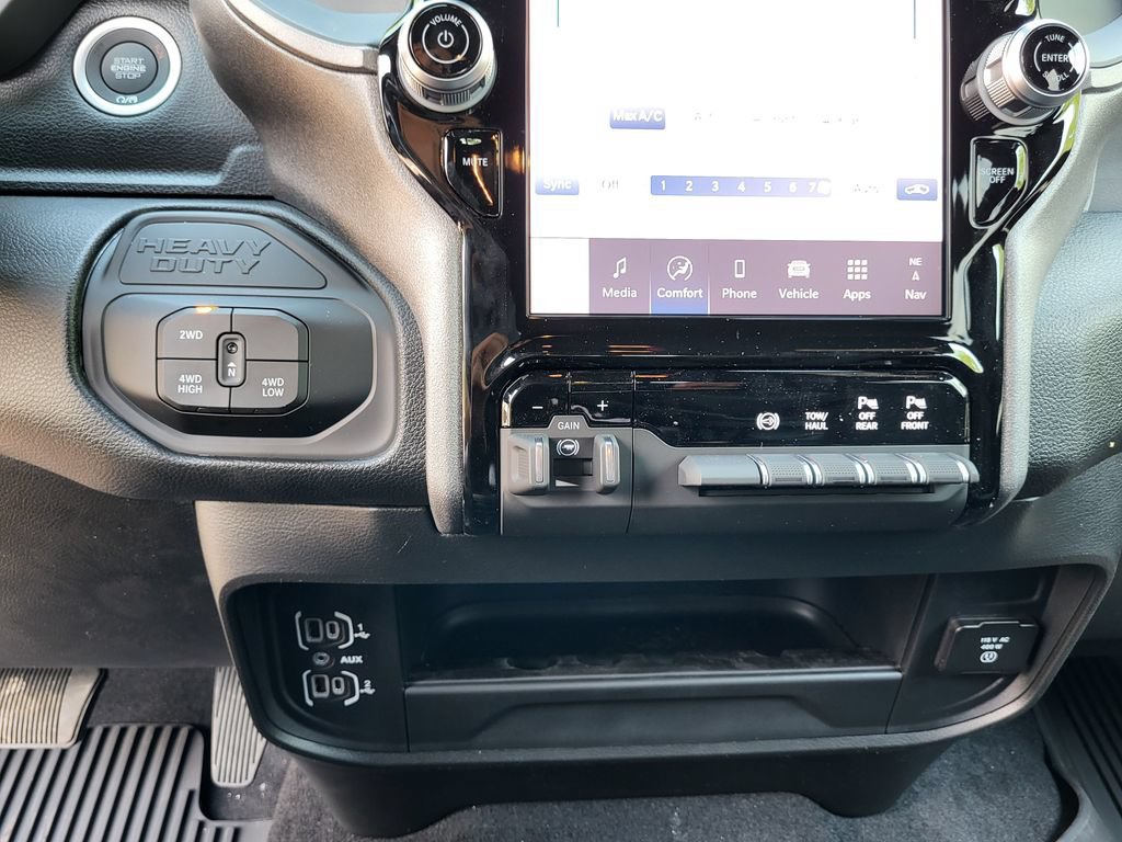 New 2026 RAM 2500 Tradesman AWD/4WD image 20