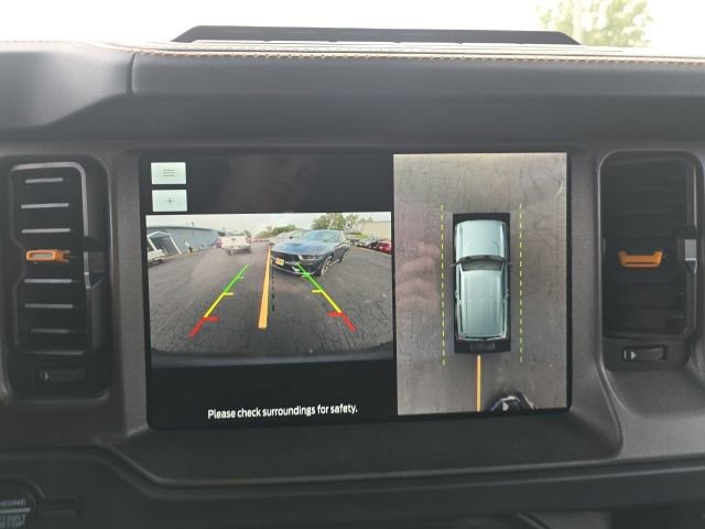 Used 2024 Ford Bronco Badlands image 15