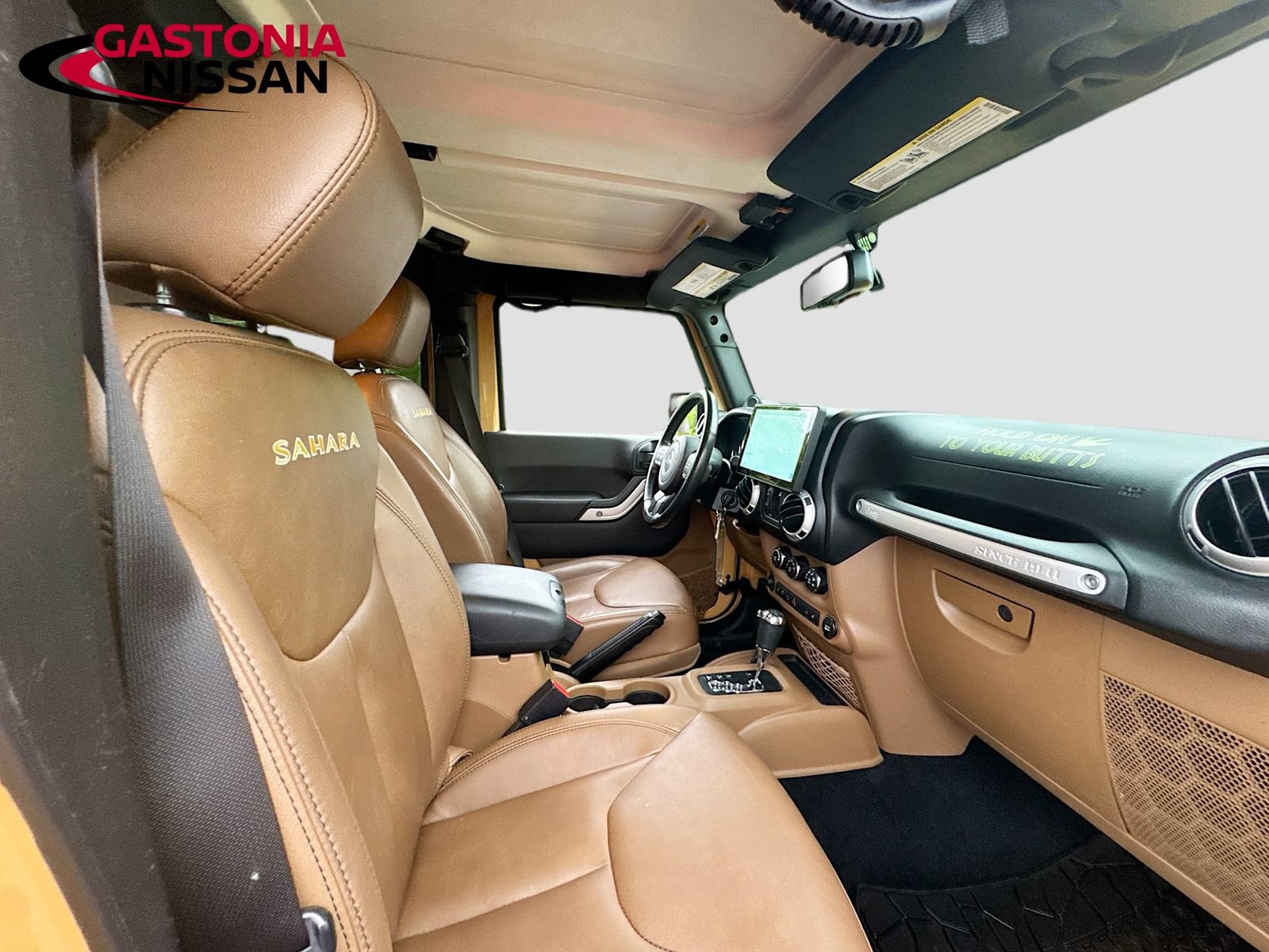 Used 2013 Jeep Wrangler Unlimited Sahara w/ Connectivity Group AWD/4WD image 37