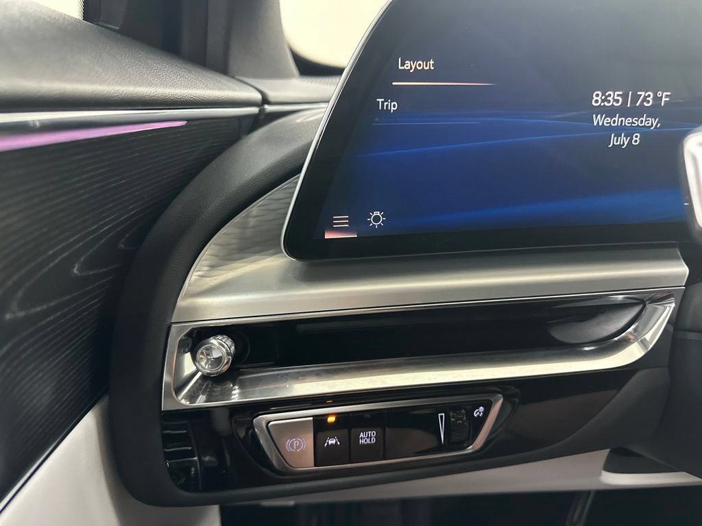 Certified 2024 Cadillac Lyriq Luxury AWD/4WD image 37