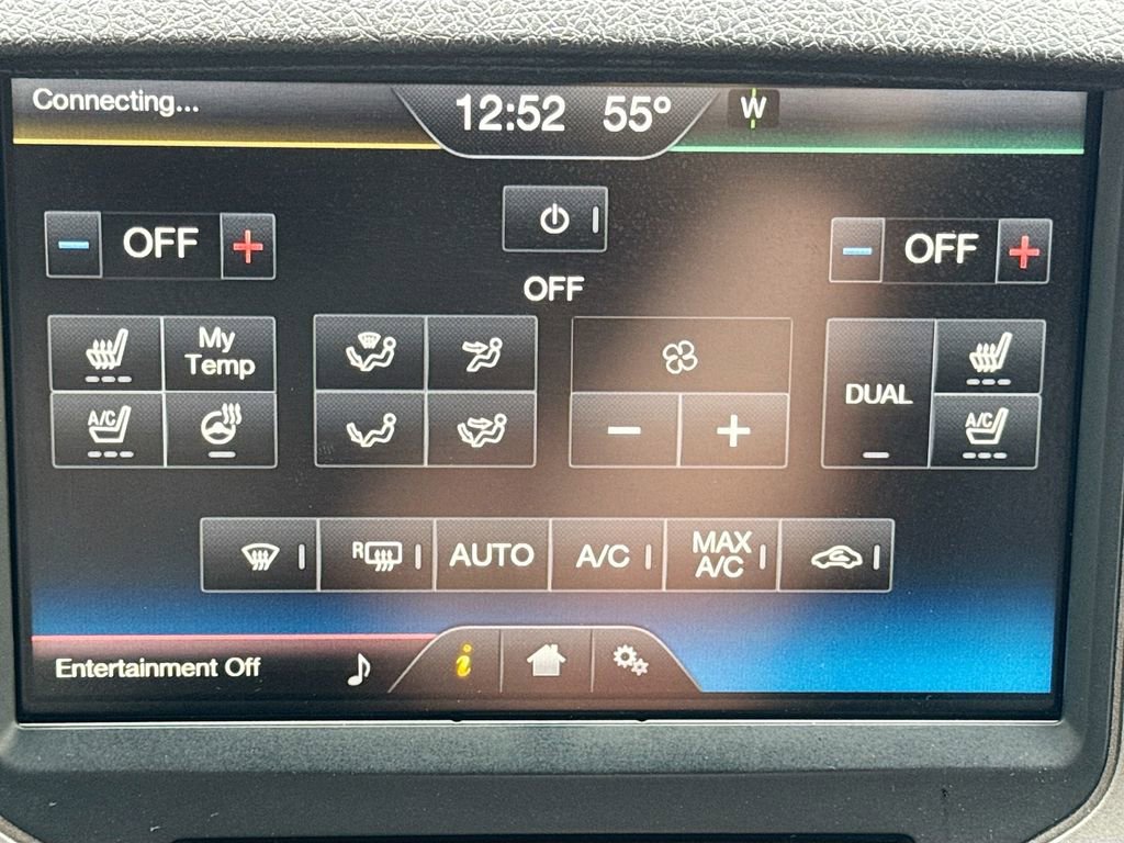 Used 2015 Ford F450 Platinum w/ FX4 Off Road Package image 20