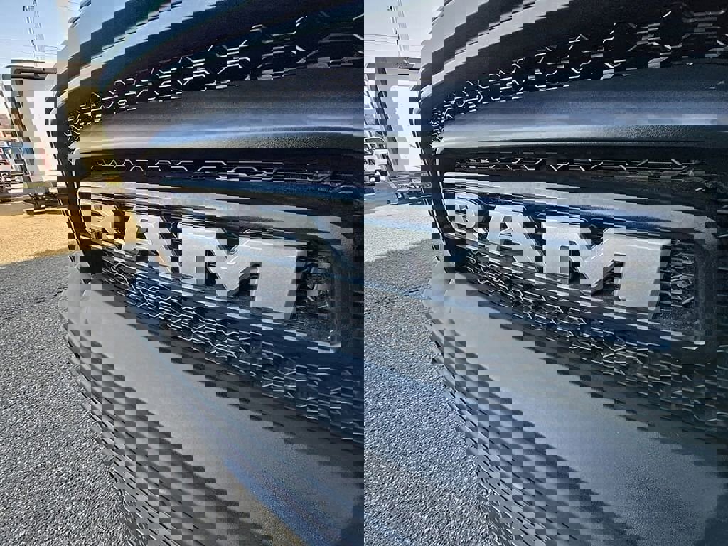 Used 2021 RAM 1500 Classic Warlock image 39